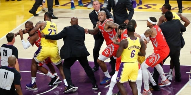 Houston rocket la lakers fight