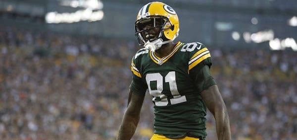 Online Sportsbooks Make Packers 9.5 Favorites vs Dolphins