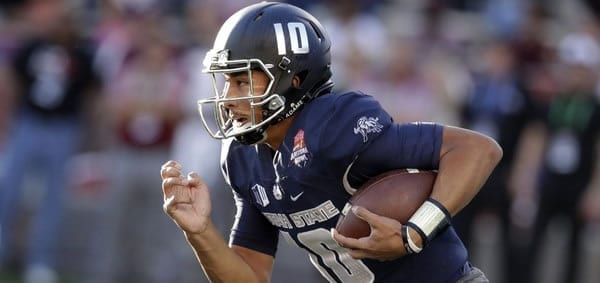 Jordan Love Utah State QB