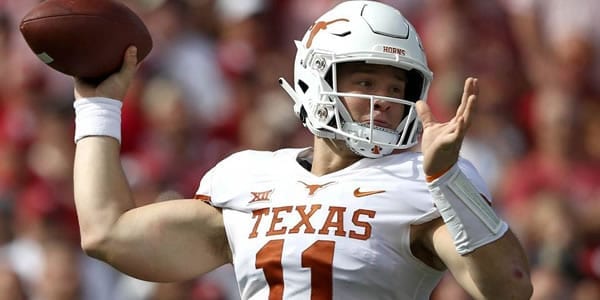 Sam Ehlinger Texas QB