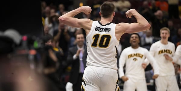 DePaul Blue Demons vs. Iowa Hawkeyes Pick 11/11/19