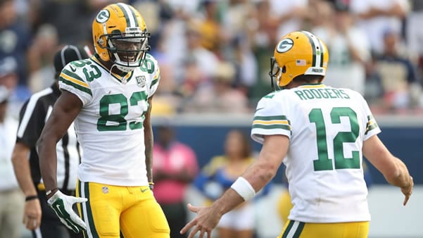 Packers WR Valdez-Scatling & QB Rodgers