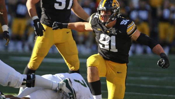 CFB Friday: Iowa Hawkeyes at Maryland Terrapins Pick