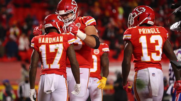 NFL Wild-Card Prop Bets: Steelers at Chiefs