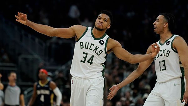 Giannis Antetokounmpo Bucks