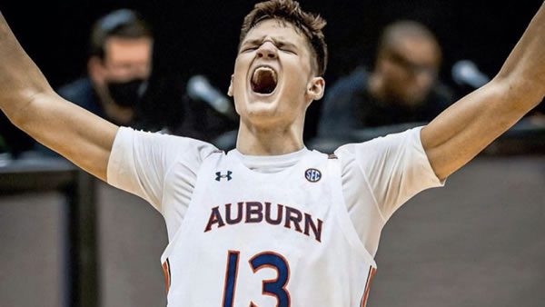 Auburn Tigers vs. Florida Gators Odds & Picks 2/19/22