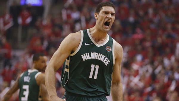 Brook Lopez Milwaukee Bucks