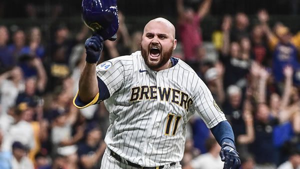 milwaukee-brewers-rowdy-tellez Rowdy Tellez Milwaukee Brewers