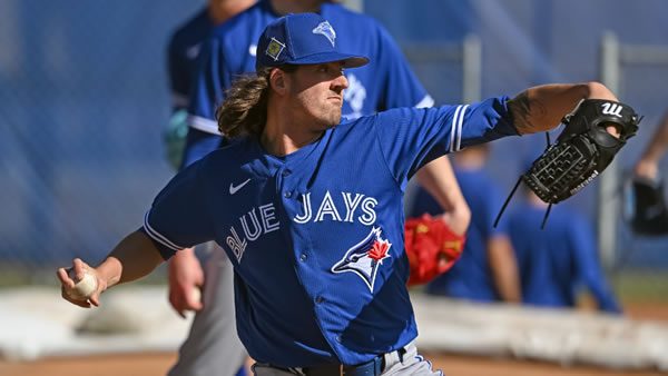 toronto-blue-jays-kevin-gausman Kevin Gausman Jays Starting Pitcher