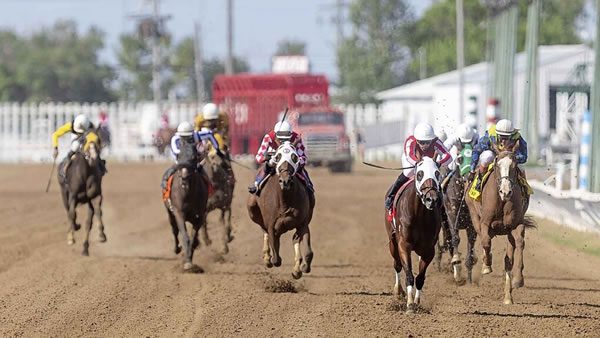 $100,000 Manitoba Derby Highlights Holiday Card at Assiniboia Downs on Monday, August 1