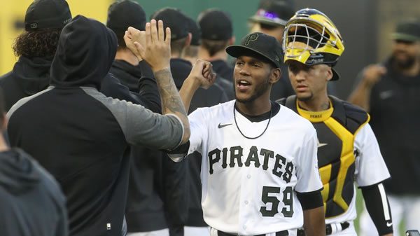 Bet the Total: Pirates vs. Phillies 8/28/22