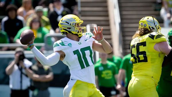 Bo Nix QB oregon Ducks