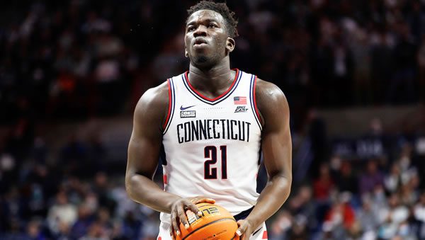 Adama Sanogo UConn