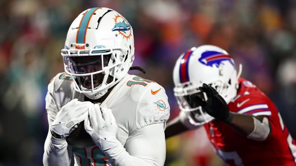 Best NFL same-game parlay for Dolphins vs. Bills in Week 4