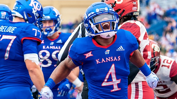 Kansas State Wildcats at Kansas Jayhawks Week 12 Pick ATS