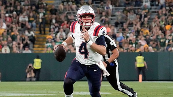 NFL Free Picks: New England Patriots at Buffalo Bills Week 17